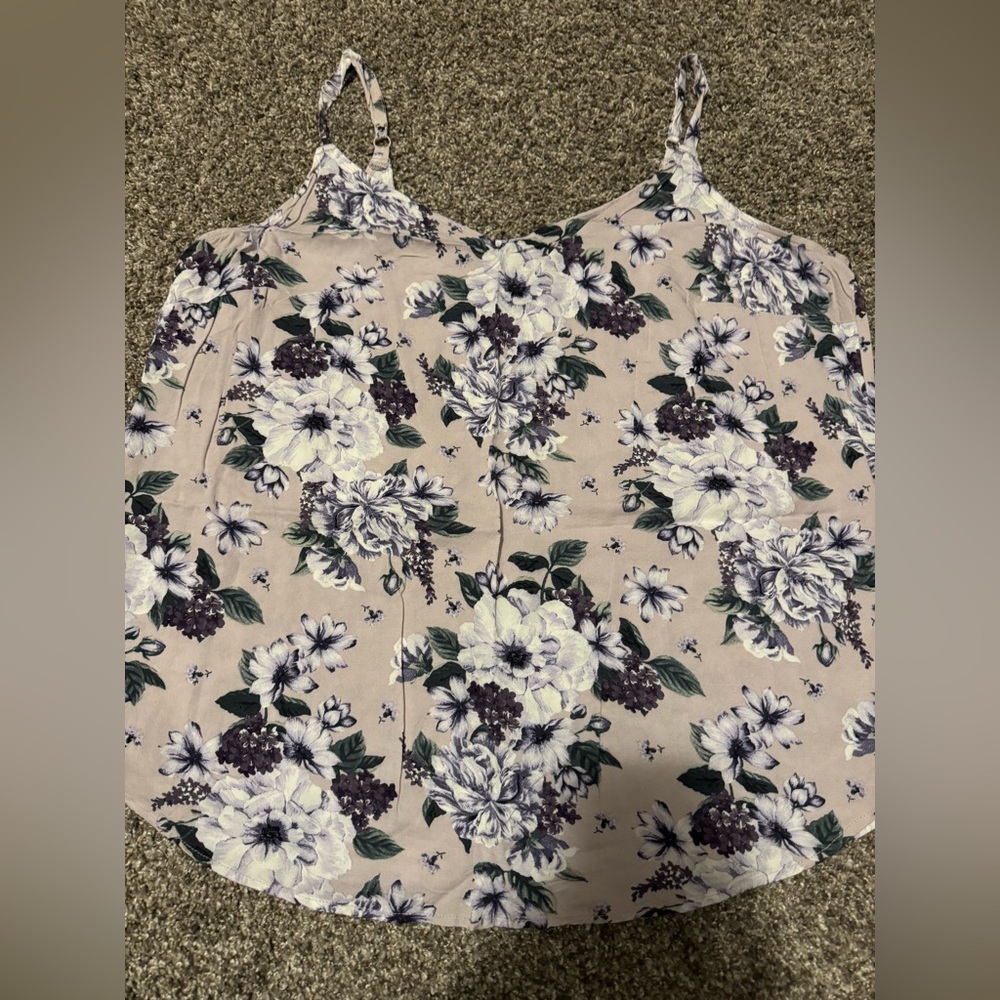 Torrid size 1 light lilac strappy tank